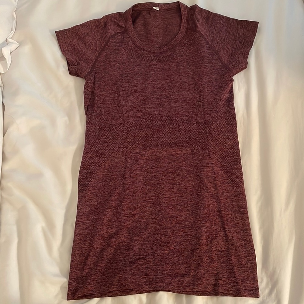 Lululemon top